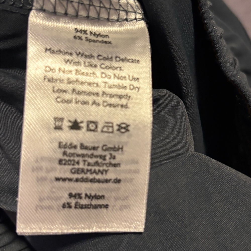 Eddie Bauer Men's Dark Gray Cargo Pants - Picture 5 of 7